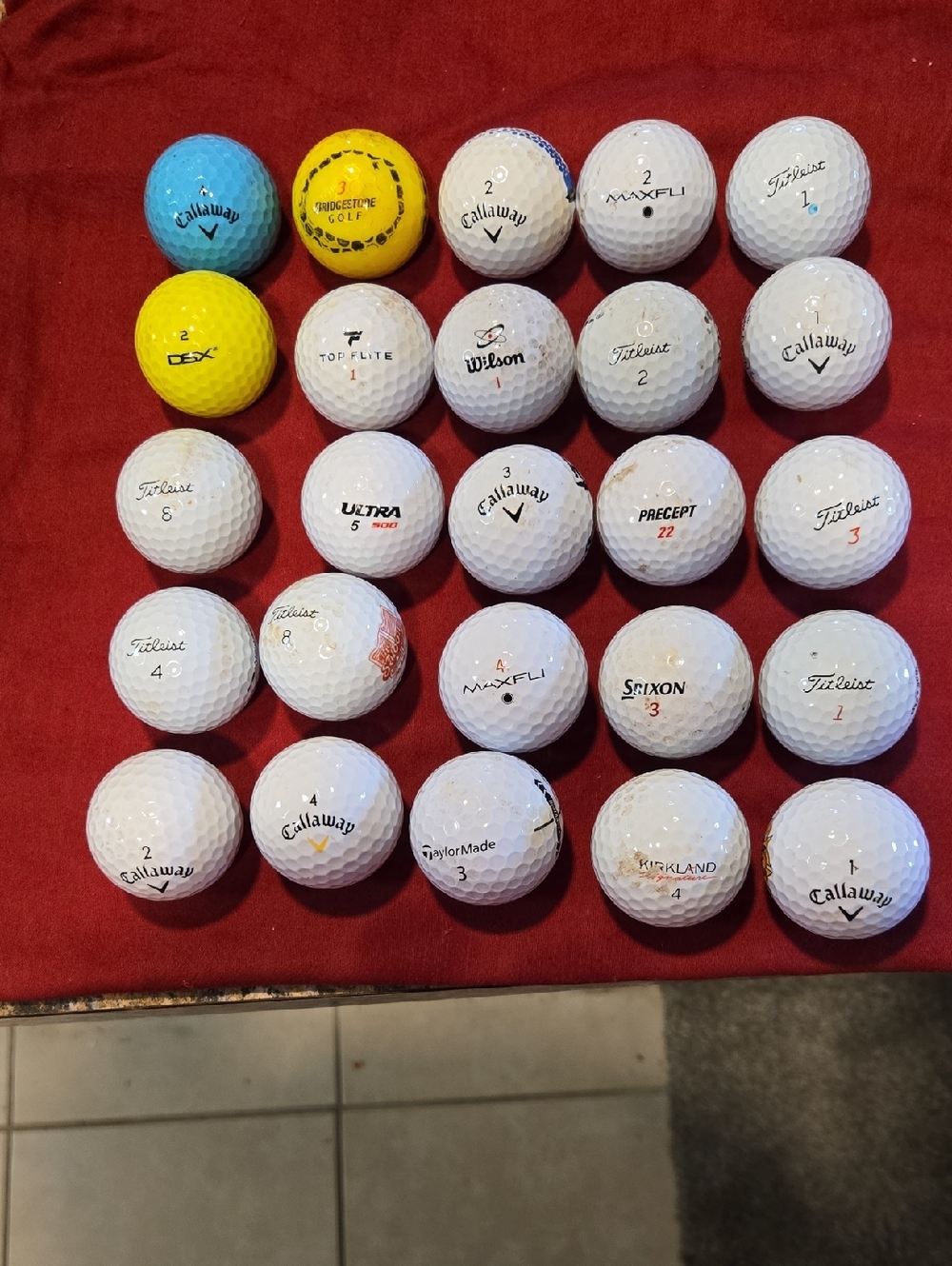 25 Mixed Brand White Golf Balls - Callaway, Titleist, Wilson, Srixon & More